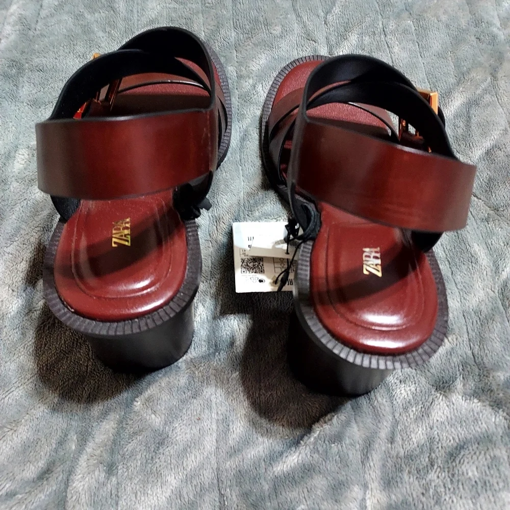 Zara Brown Leather Buckled Heeled Sandals Sz-11